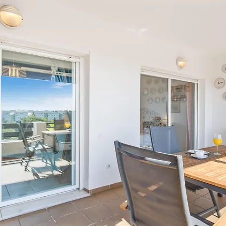 1 Bedroom Apartment, With Sea Views, In Medina Garden - Puerto Banus Apartment Marbella
